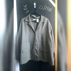 White Stag Plus-Sized Green Shirt with Pockets